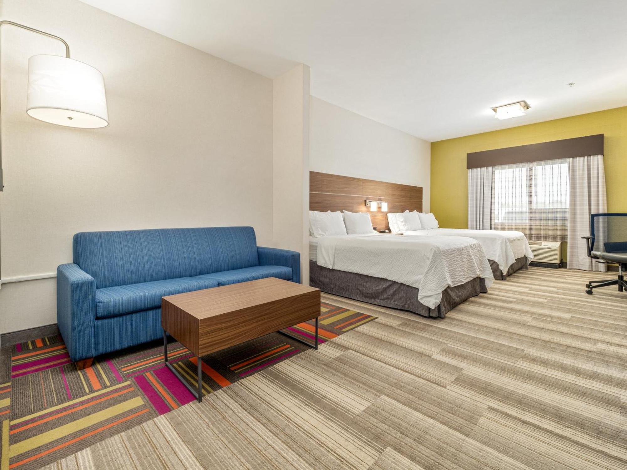 Holiday Inn Express & Suites Medicine Hat By Ihg Екстер'єр фото